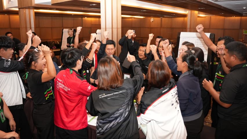 People & Culture ใน PTG ไม่ใช่แค่ฝ่ายบริหารคน แต่คือ “ฝ่ายสร้างชีวิตที่ดีให้คนทำงาน” - เติบโตอย่างมีศักยภาพ (Grow Well) การพัฒนาอย่างต่อเนื่องที่คุณออกแบบได้